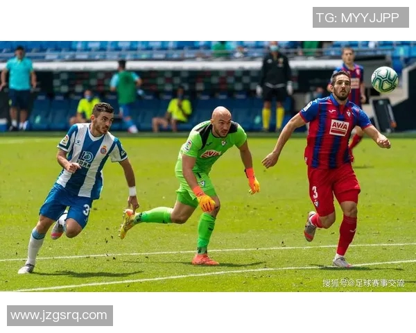 足坛现役前十球员盘点 他们的实力与成就究竟如何影响全球足球格局